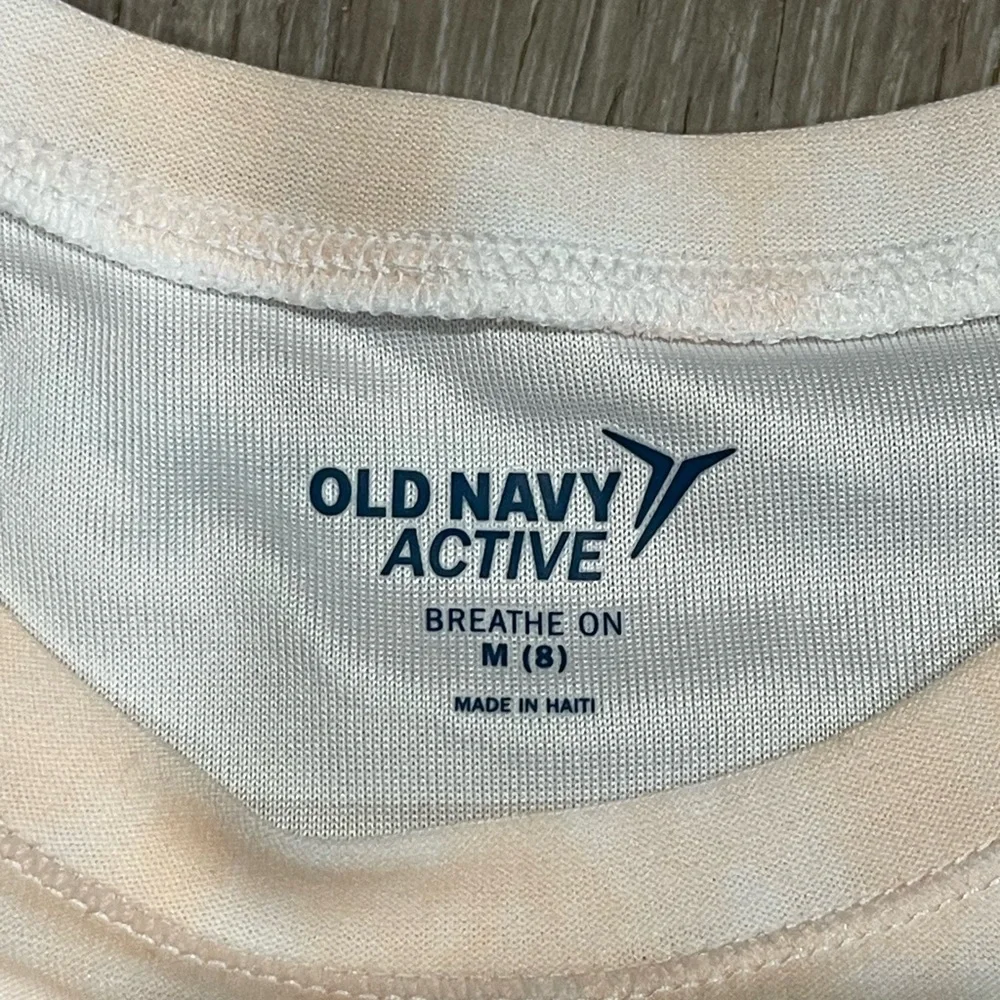 Old Navy girls breath on Active Crop top size 8
